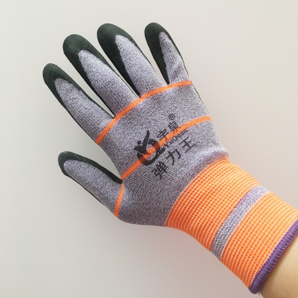 乳胶发泡王手套干活塑胶橡胶薄款